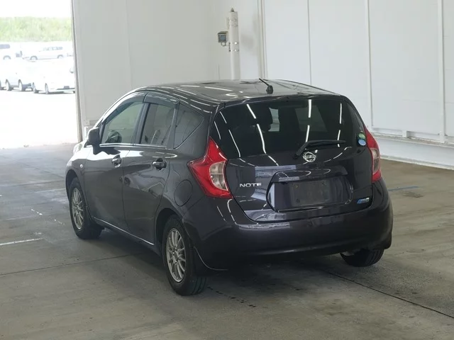 Nissan Note  с аукциона в Японии