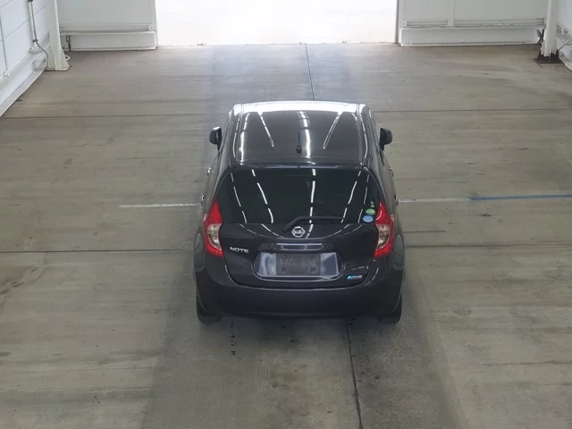 Nissan Note  с аукциона в Японии