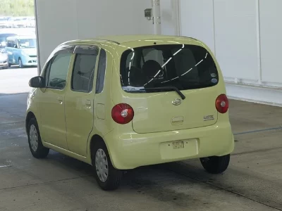 Daihatsu MOVE LATTE