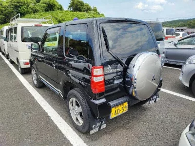 Mitsubishi Pajero Mini