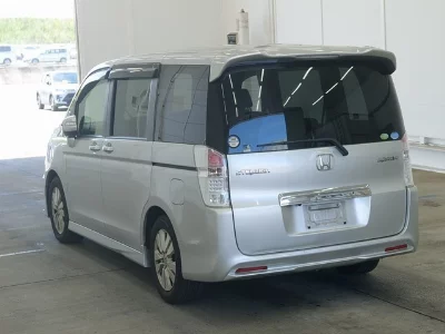 Honda STEPWGN SPADA