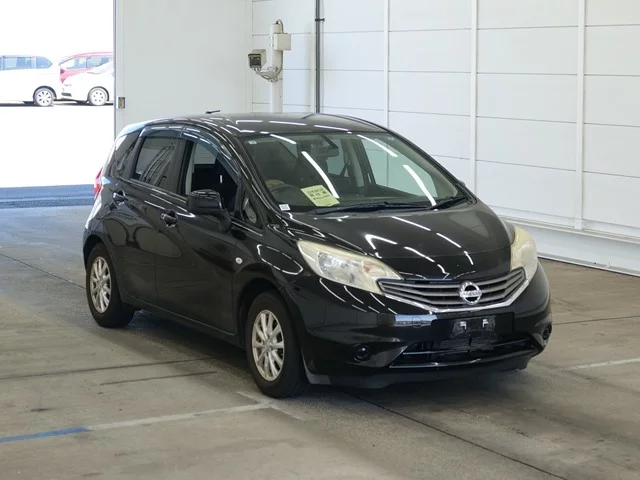 Nissan Note  с аукциона в Японии