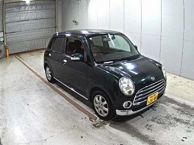 Daihatsu Mira Gino
