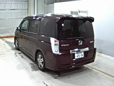 Honda STEPWGN SPADA