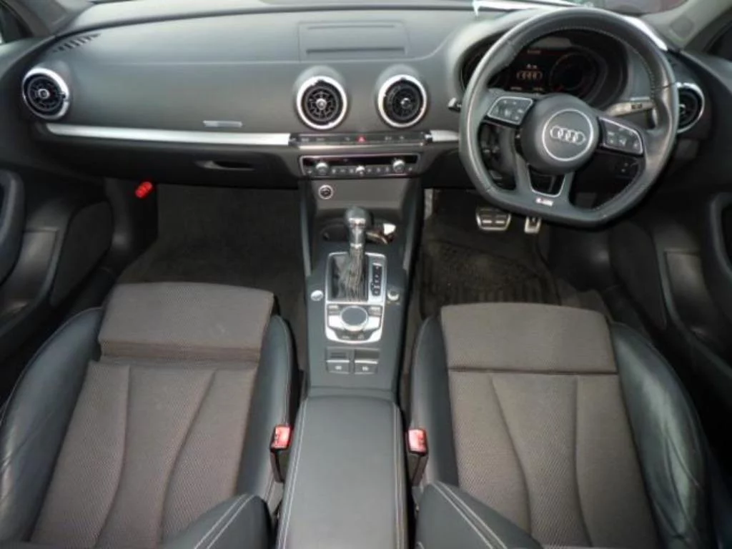 Audi A3  с аукциона в Японии