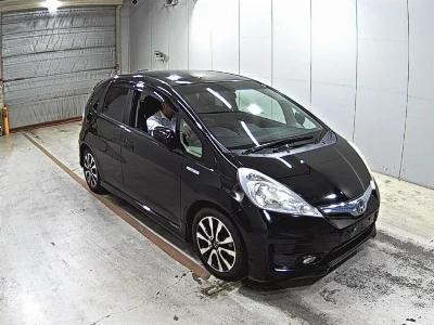 Honda FIT HYBRID