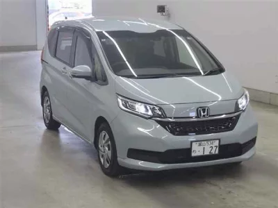 HONDA FREED HYBRID