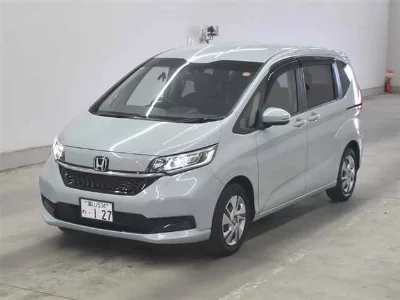 HONDA FREED HYBRID
