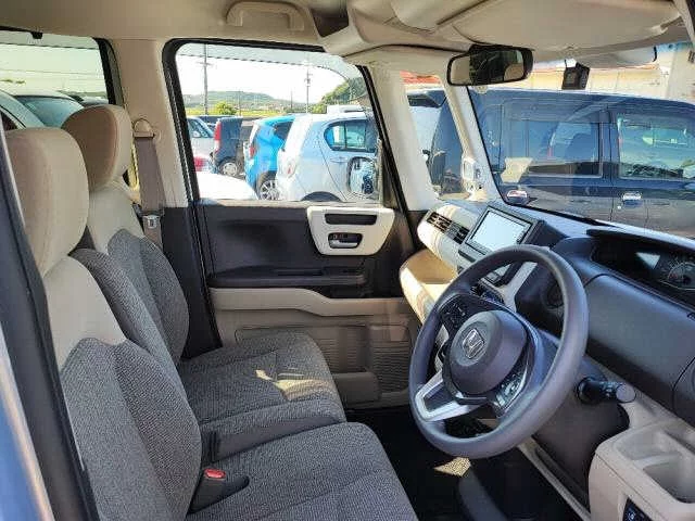 Honda N-Box  с аукциона в Японии