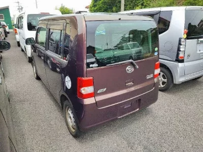 Daihatsu MOVE CONTE