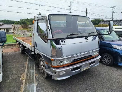 Mitsubishi Fuso Canter