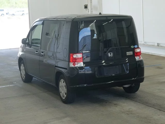Honda Mobilio  с аукциона в Японии
