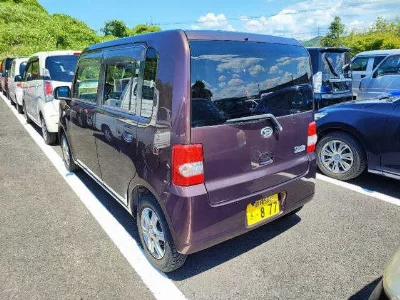 Daihatsu Move Conte
