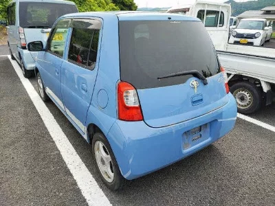 Daihatsu Esse