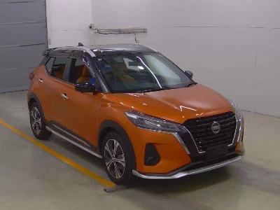 NISSAN KICKS