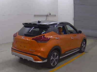 NISSAN KICKS