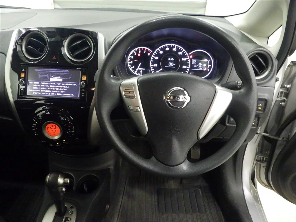 Nissan Note  с аукциона в Японии