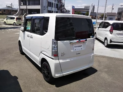 HONDA N BOX +