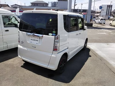 HONDA N BOX +
