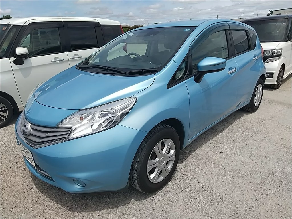 Nissan Note  с аукциона в Японии