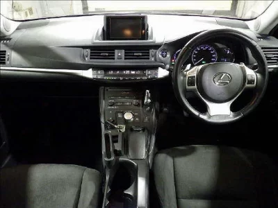Lexus CT200h