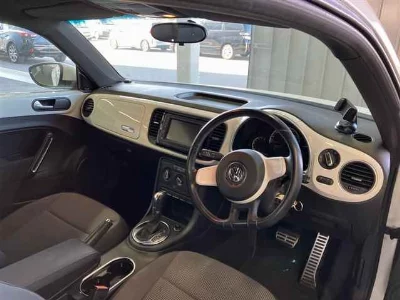 VOLKSWAGEN THE BEETLE