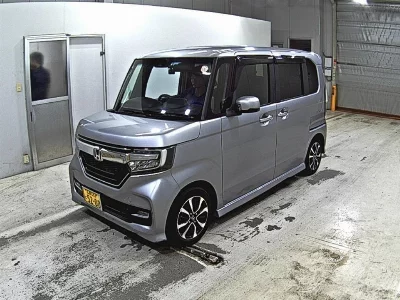 HONDA N BOX CUSTOM
