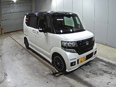 HONDA N BOX CUSTOM