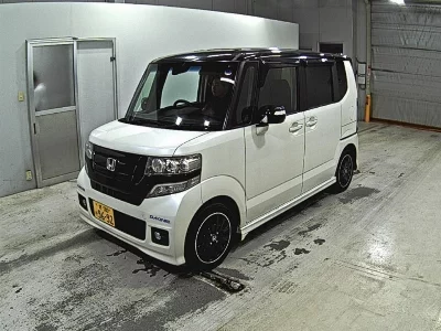 HONDA N BOX CUSTOM