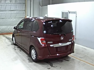 HONDA FREED HYBRID