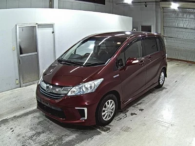 HONDA FREED HYBRID