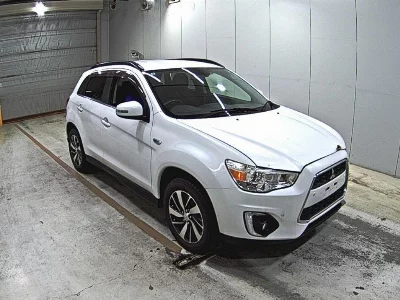 MITSUBISHI RVR