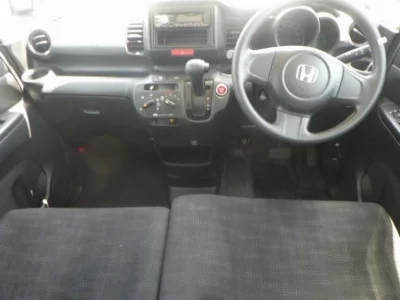 HONDA N BOX +
