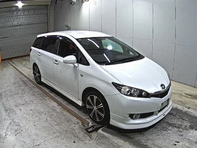 TOYOTA WISH