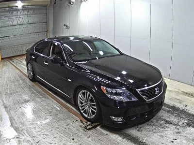 LEXUS LS