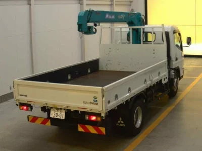 MITSUBISHI CANTER