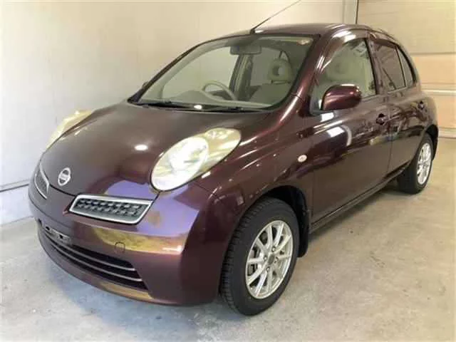 Nissan March  с аукциона в Японии