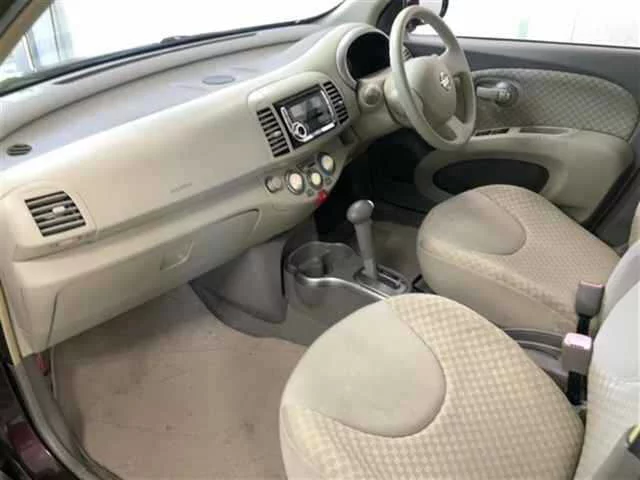Nissan March  с аукциона в Японии