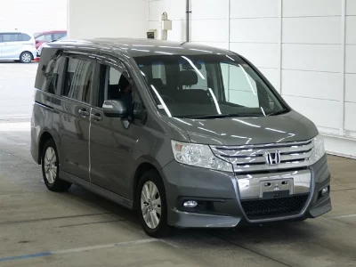 Honda STEPWGN SPADA