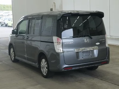 Honda STEPWGN SPADA