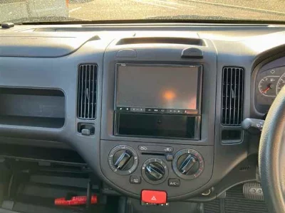 Nissan AD