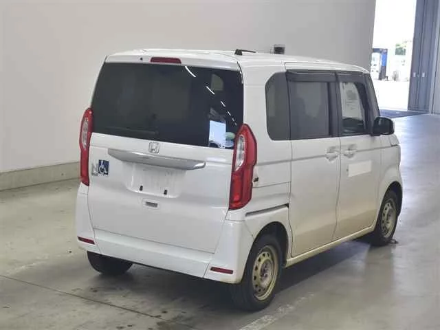 Honda N-Box  с аукциона в Японии