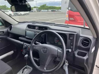 Toyota SUCCEED VAN