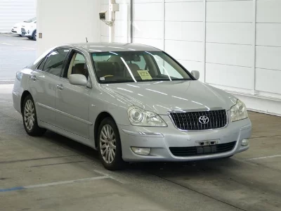 Toyota CROWN MAJESTA