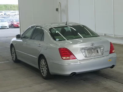 Toyota CROWN MAJESTA