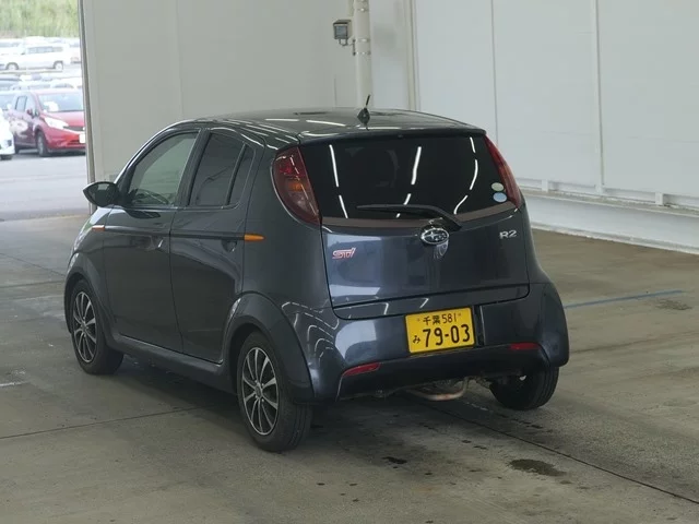 Subaru R2  с аукциона в Японии