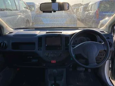 Mitsubishi LANCER CARGO