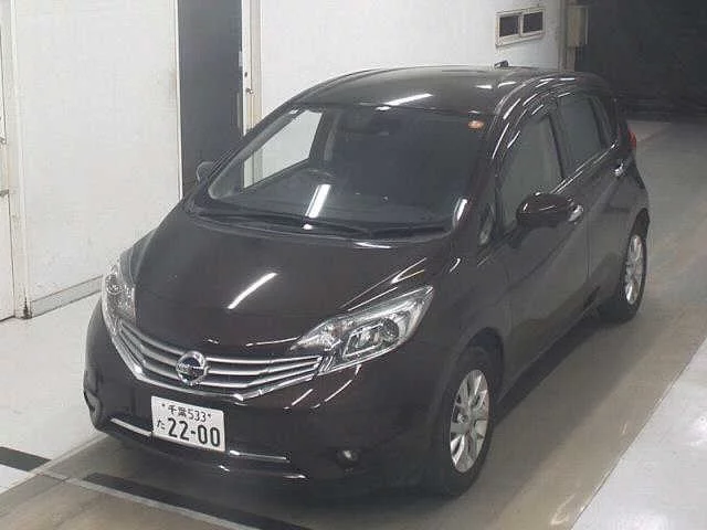 Nissan Note  с аукциона в Японии