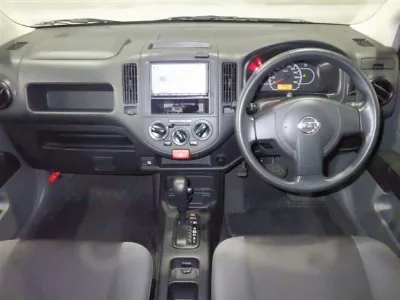 Nissan AD