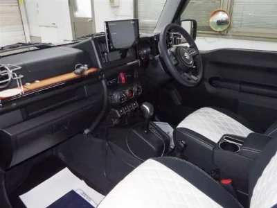 Suzuki Jimny Sierra